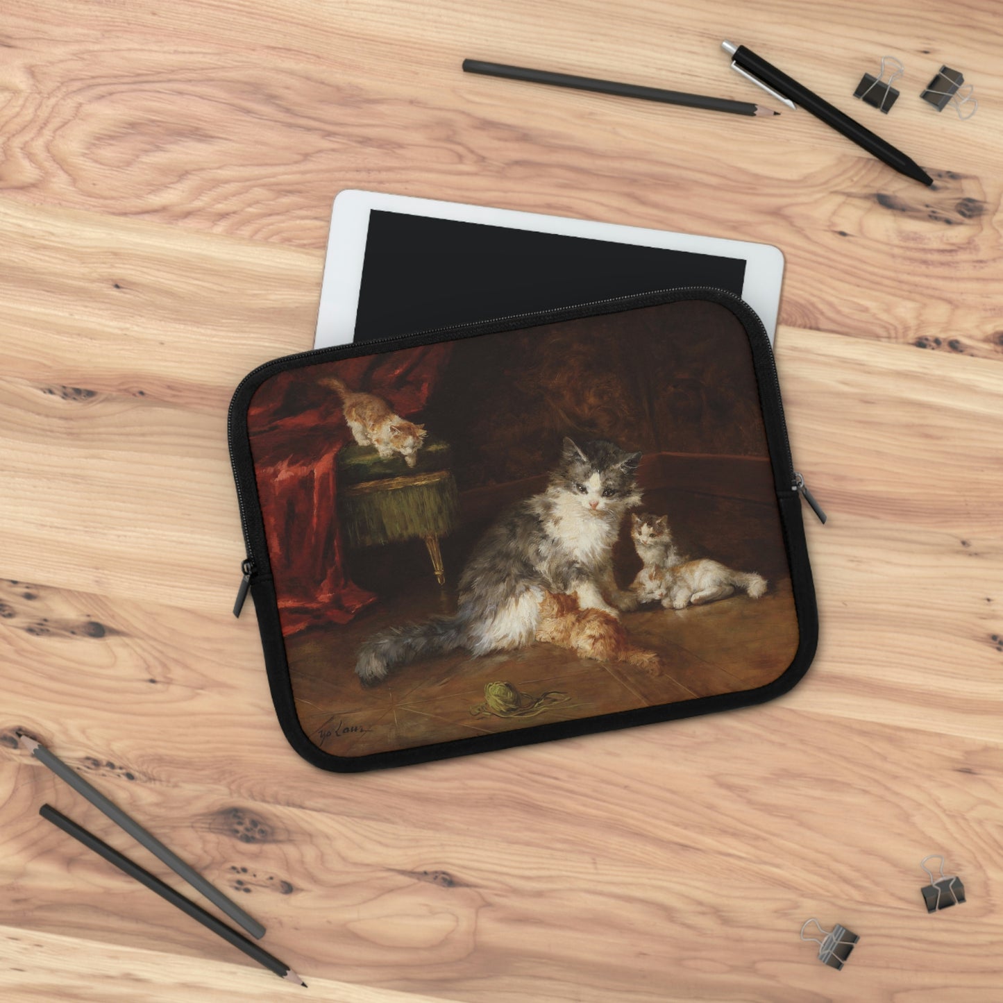 Marie Yvonne Laur: "Motherly Love" - Laptop Sleeve